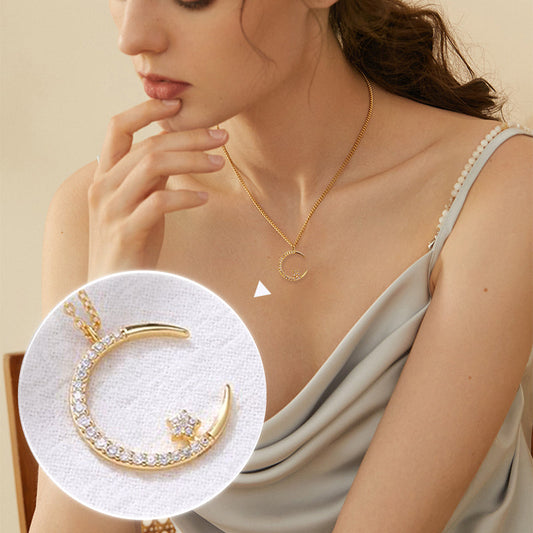 ??Bright Night: Moon Star Necklace